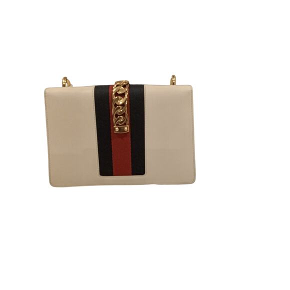 GUCCI SYLVIE LEATHER BAG. - Picture 2 of 9